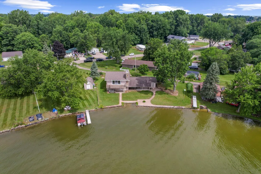 873 Driftwood Lane Quincy Township, MI 49082