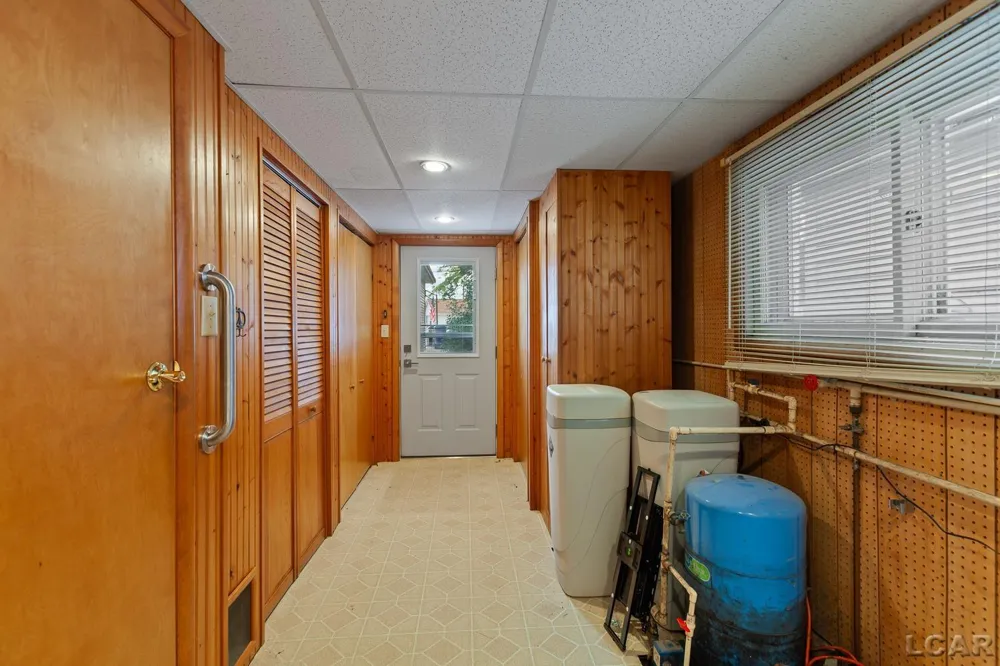 2792 Round Lake Highway Highway Rollin Township, MI 49253