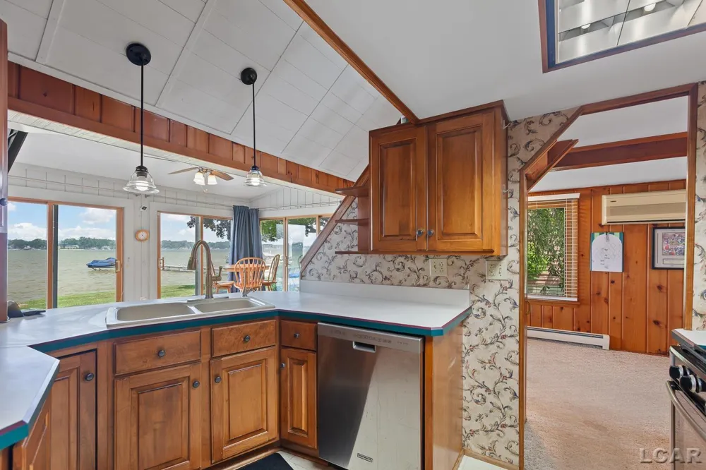 2792 Round Lake Highway Highway Rollin Township, MI 49253
