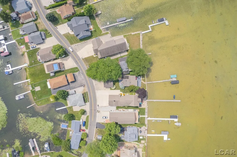 2792 Round Lake Highway Highway Rollin Township, MI 49253