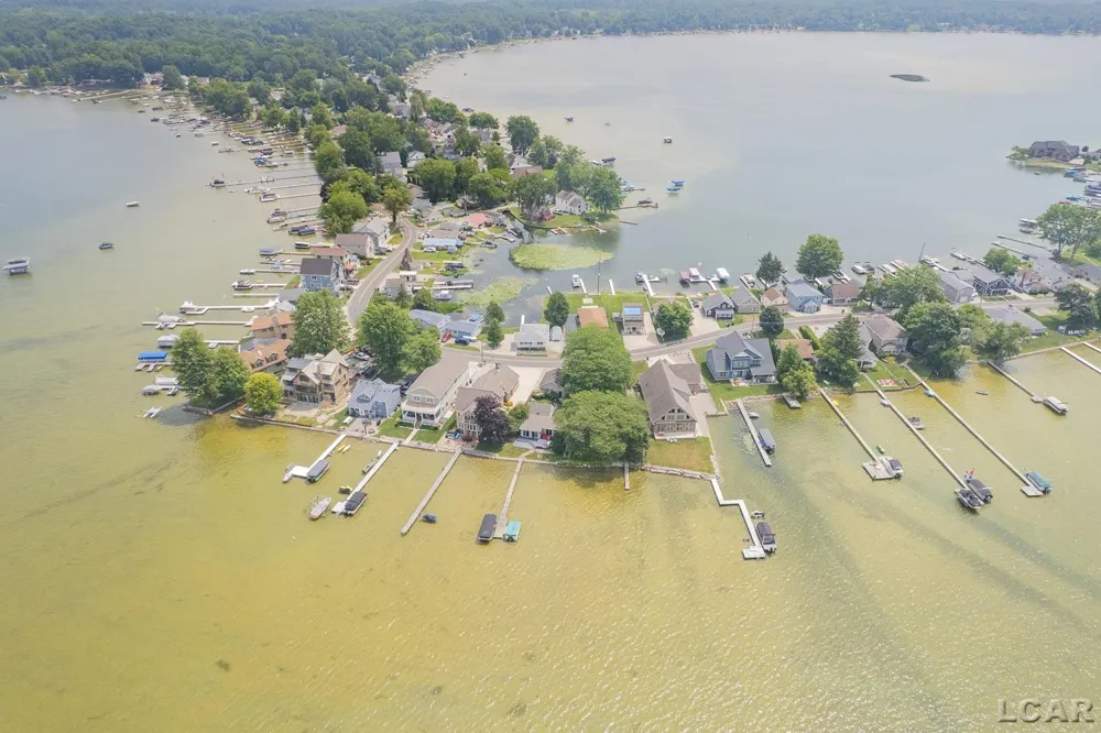 2792 Round Lake Highway Highway Rollin Township, MI 49253