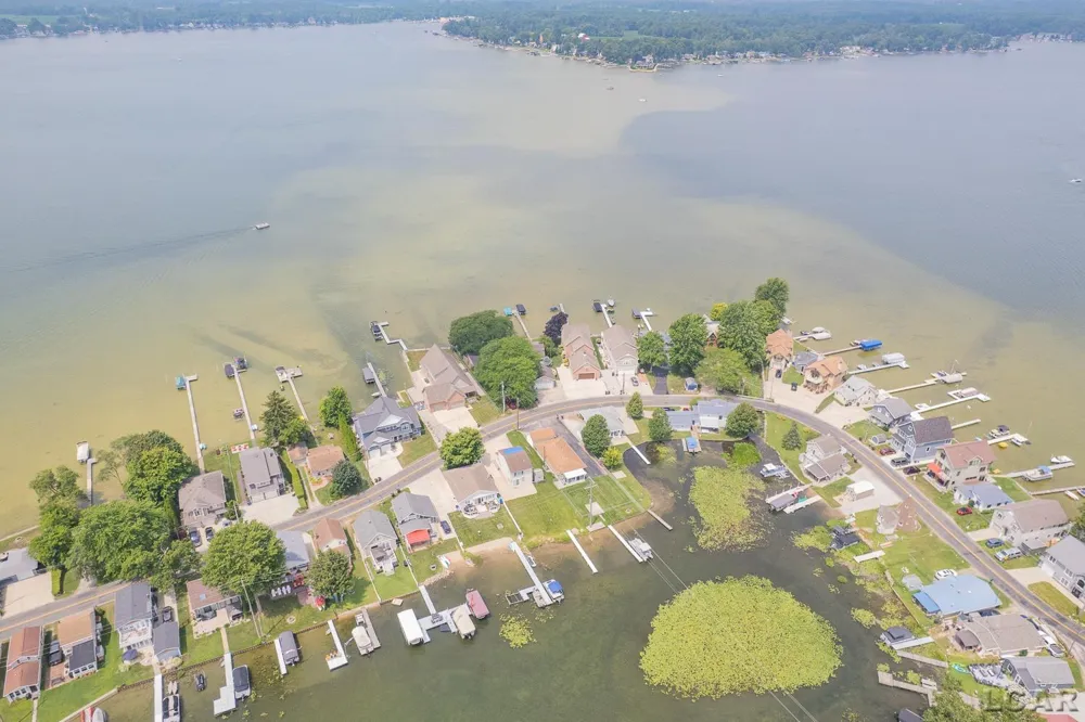 2792 Round Lake Highway Highway Rollin Township, MI 49253