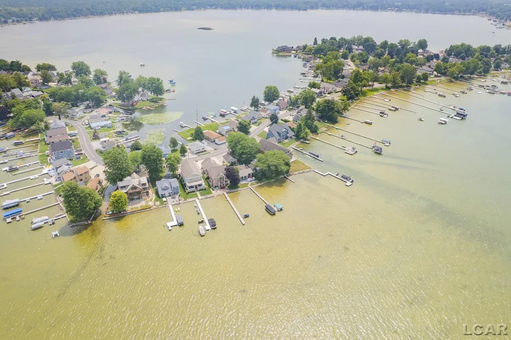 2792 Round Lake Highway Highway Rollin Township, MI 49253