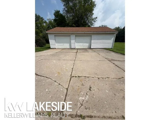 73340 Pitt Road Richmond Township, MI 48062