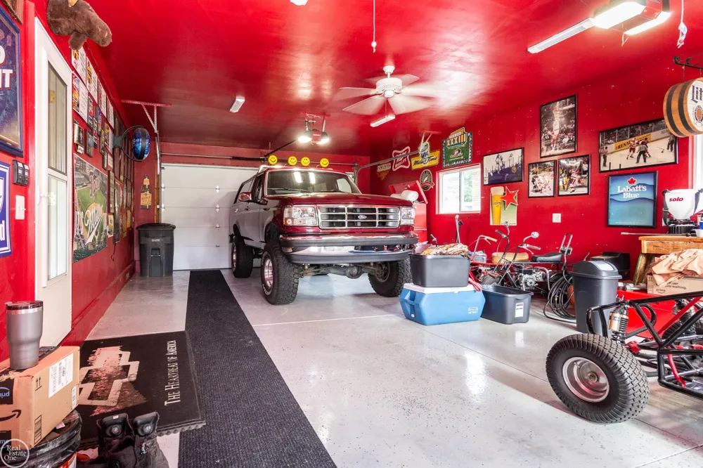 39745 Sylvia Street Harrison Charter Township, MI 48045