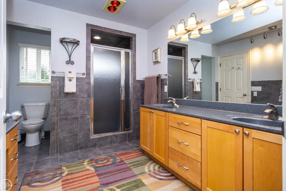 39745 Sylvia Street Harrison Charter Township, MI 48045