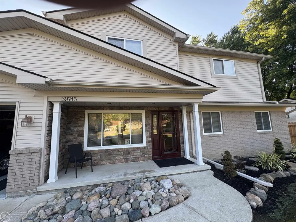 39745 Sylvia Street Harrison Charter Township, MI 48045