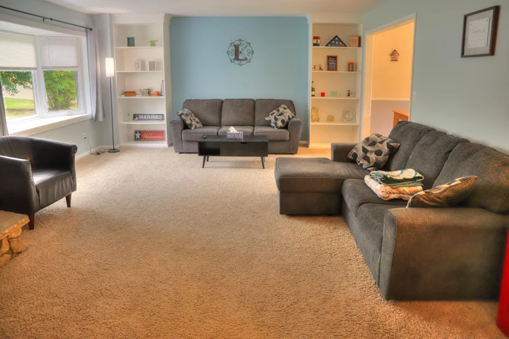1817 S Walmont Road Summit Township, MI 49203