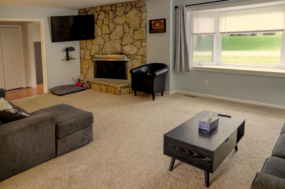 1817 S Walmont Road Summit Township, MI 49203