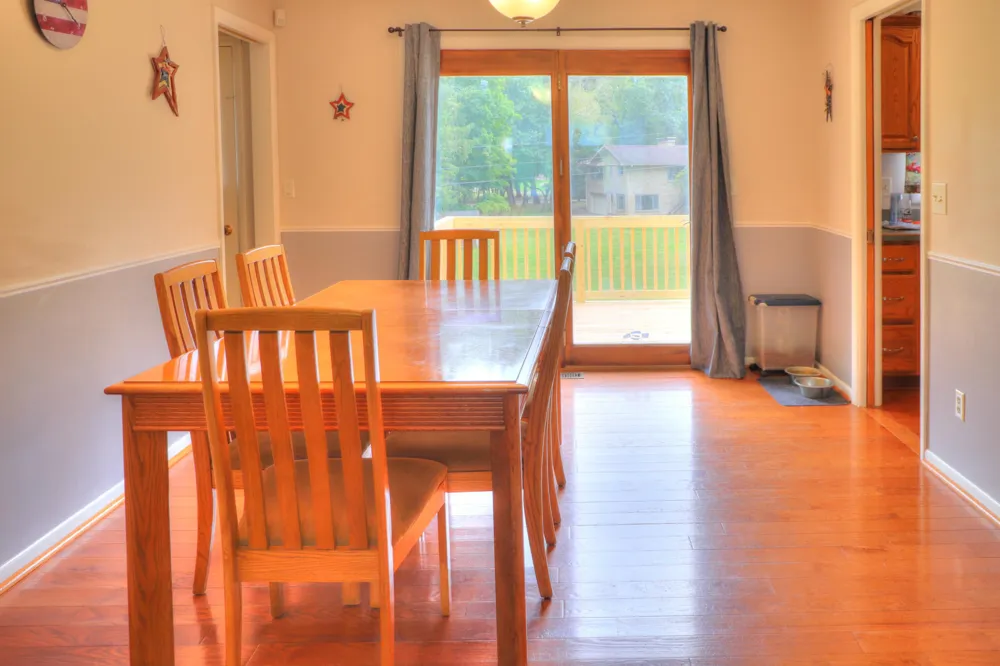 1817 S Walmont Road Summit Township, MI 49203