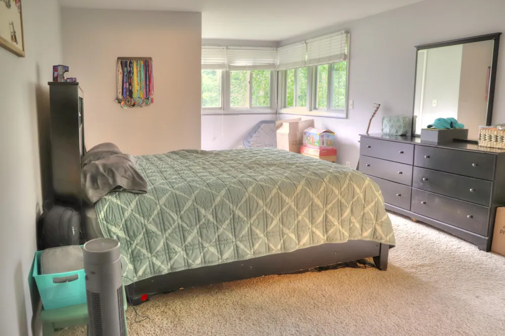 1817 S Walmont Road Summit Township, MI 49203
