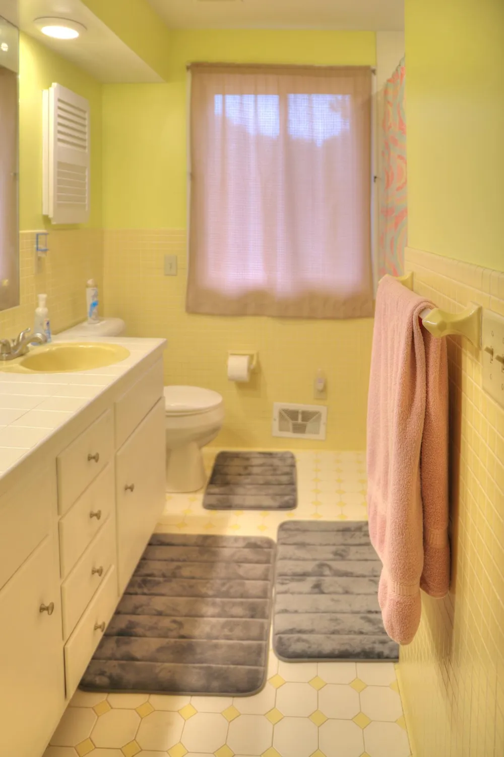 1817 S Walmont Road Summit Township, MI 49203