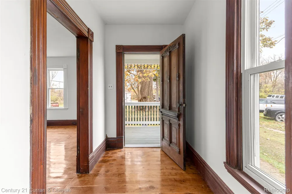 8004 Farmington Road Westland City, MI 48185