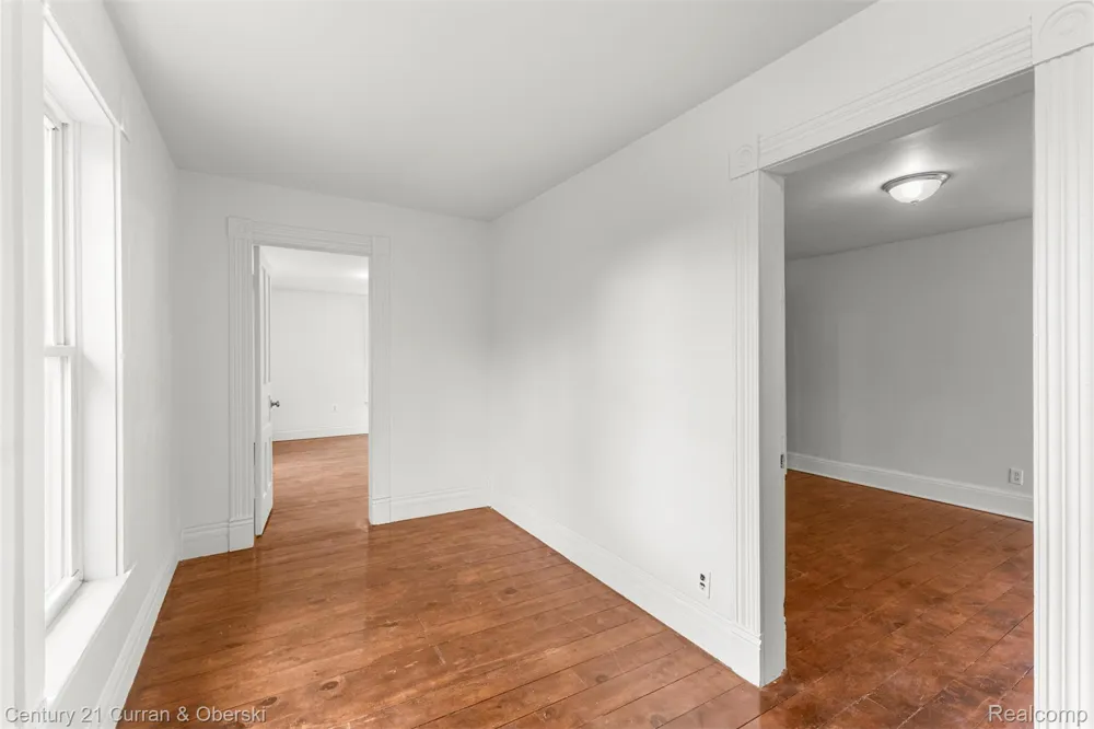 8004 Farmington Road Westland City, MI 48185
