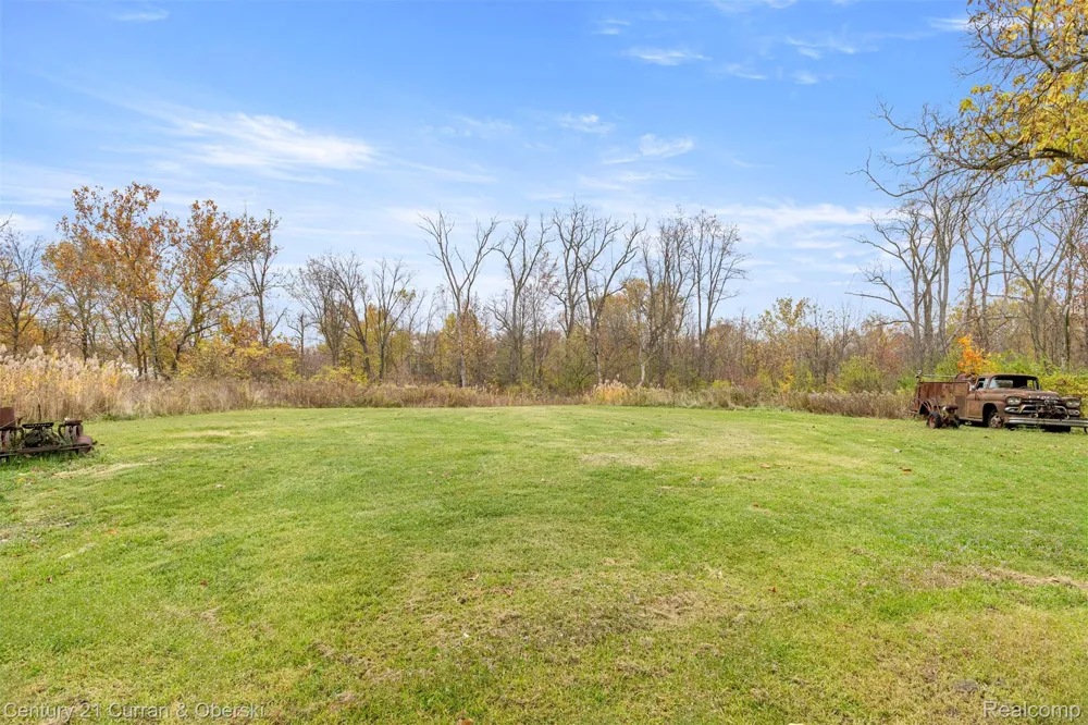 8004 Farmington Road Westland City, MI 48185