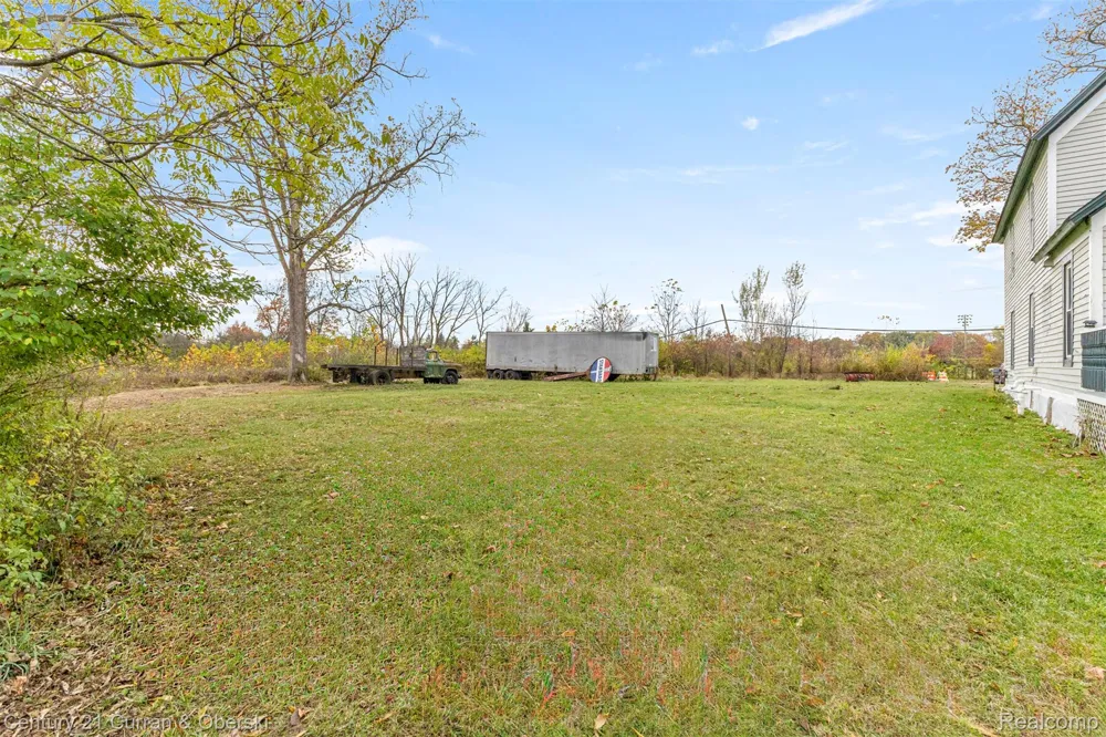 8004 Farmington Road Westland City, MI 48185