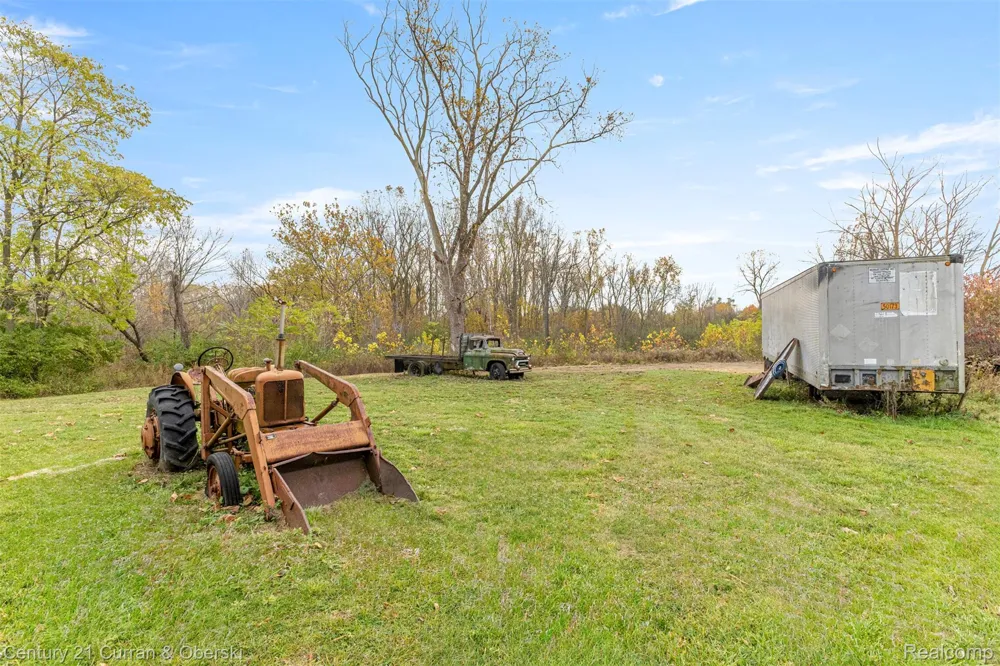 8004 Farmington Road Westland City, MI 48185