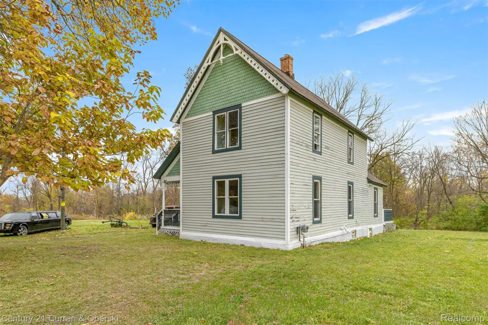8004 Farmington Road Westland City, MI 48185