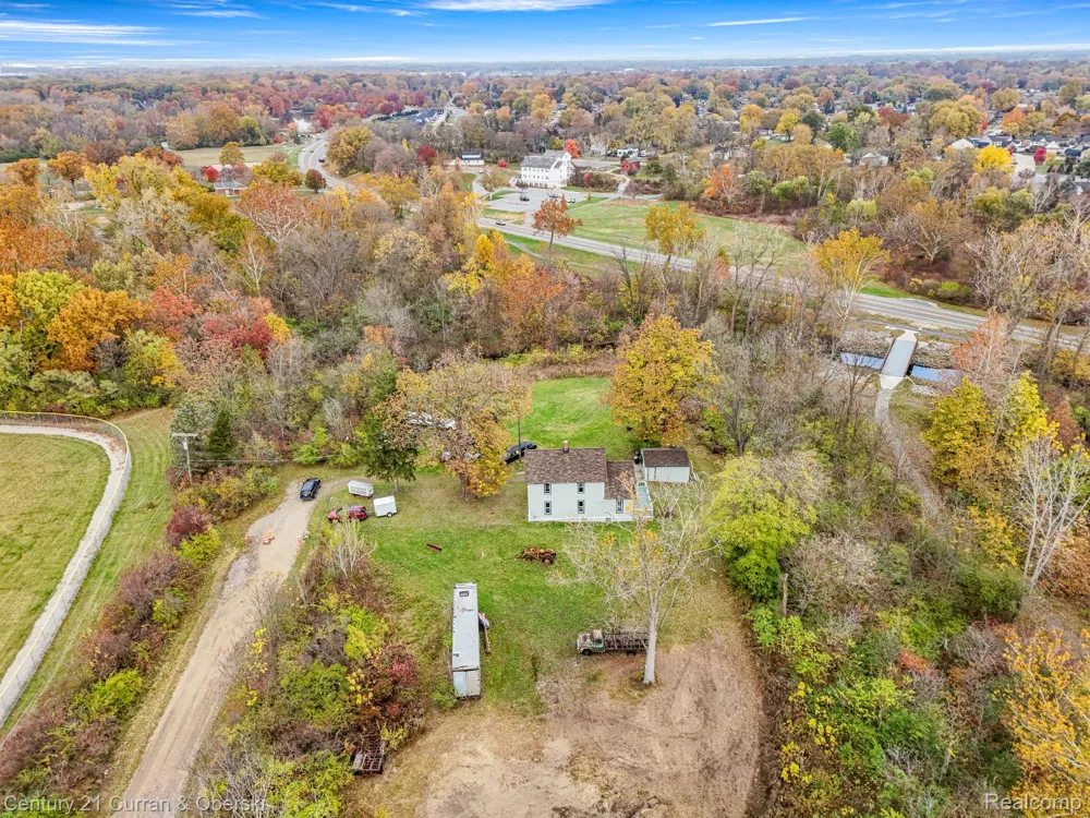 8004 Farmington Road Westland City, MI 48185