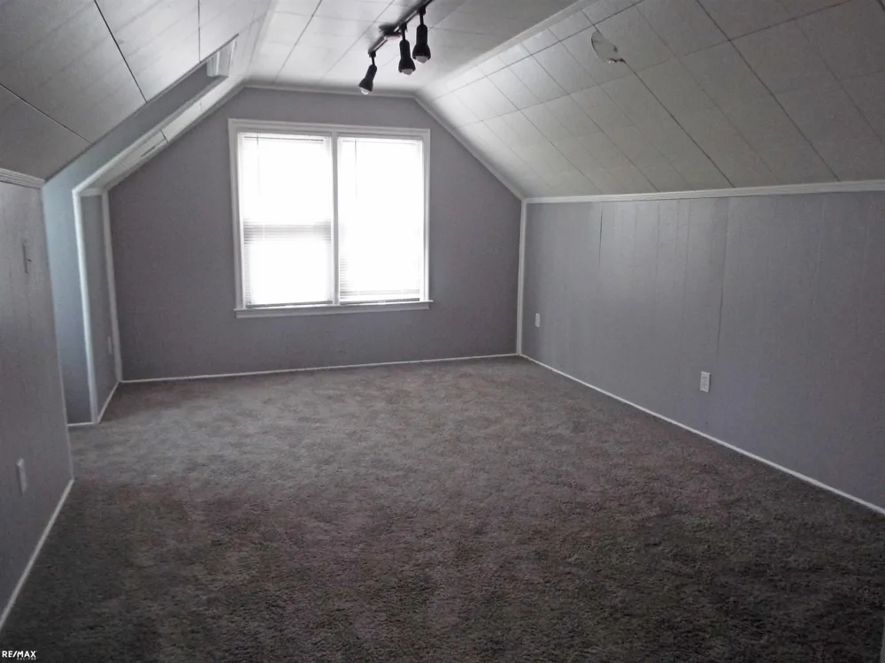 21102 Lancaster Street Harper Woods City, MI 48225