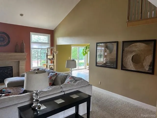 18987 Pine Lane Macomb Township, MI 48042