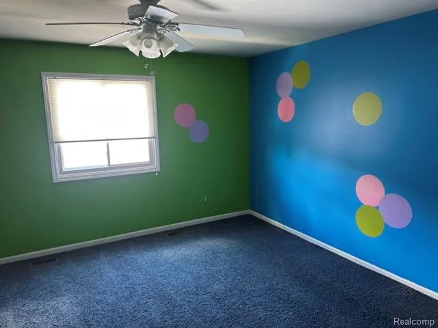 18987 Pine Lane Macomb Township, MI 48042