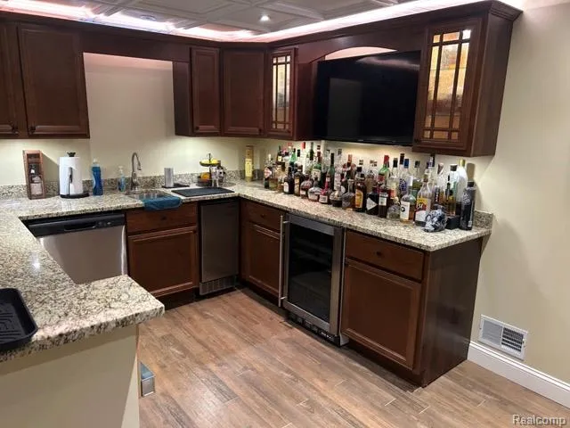18987 Pine Lane Macomb Township, MI 48042
