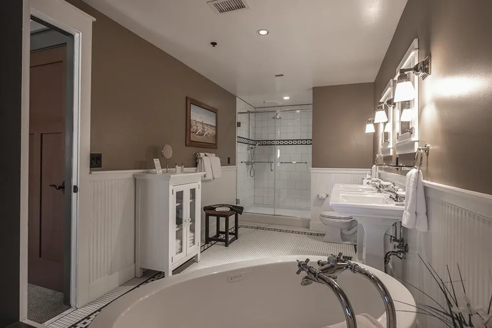 2035 US-31 N East Bay Township, MI 49686