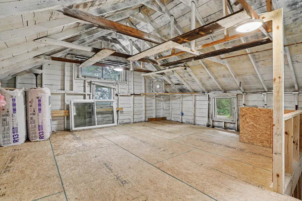 5372 W Guernsey Lake Road Hope Township, MI 49046