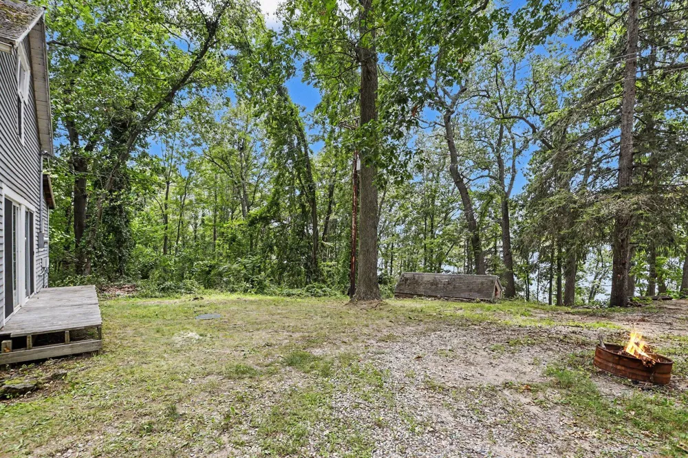 5372 W Guernsey Lake Road Hope Township, MI 49046