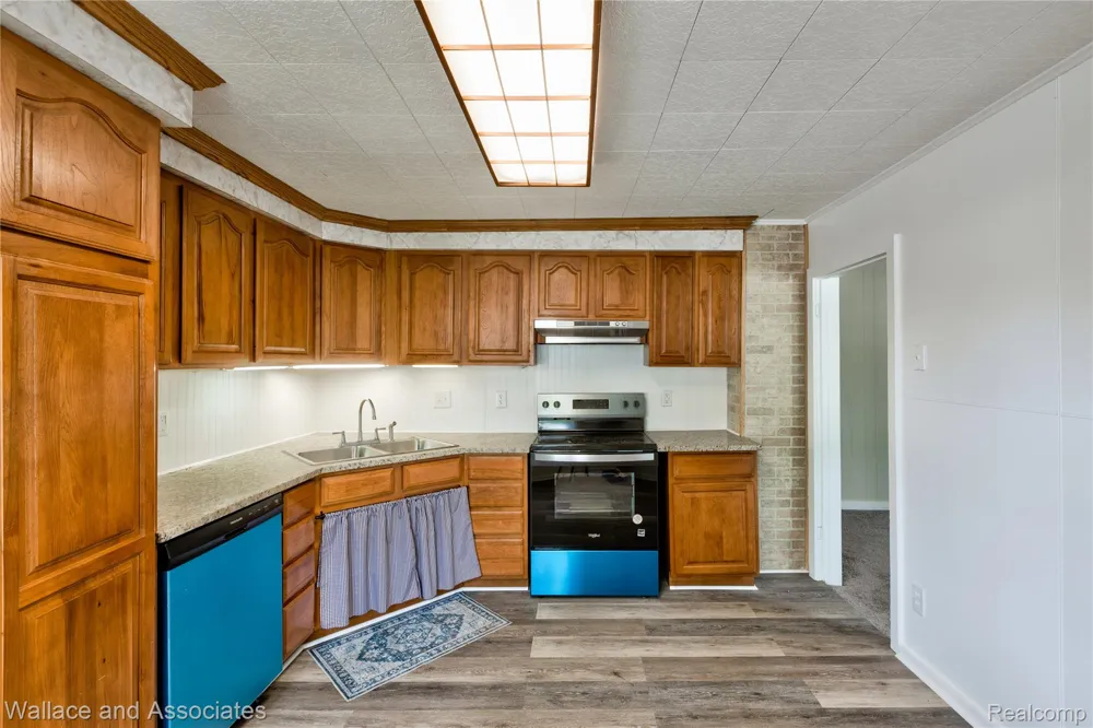 1429 Division Street Port Huron City, MI 48060