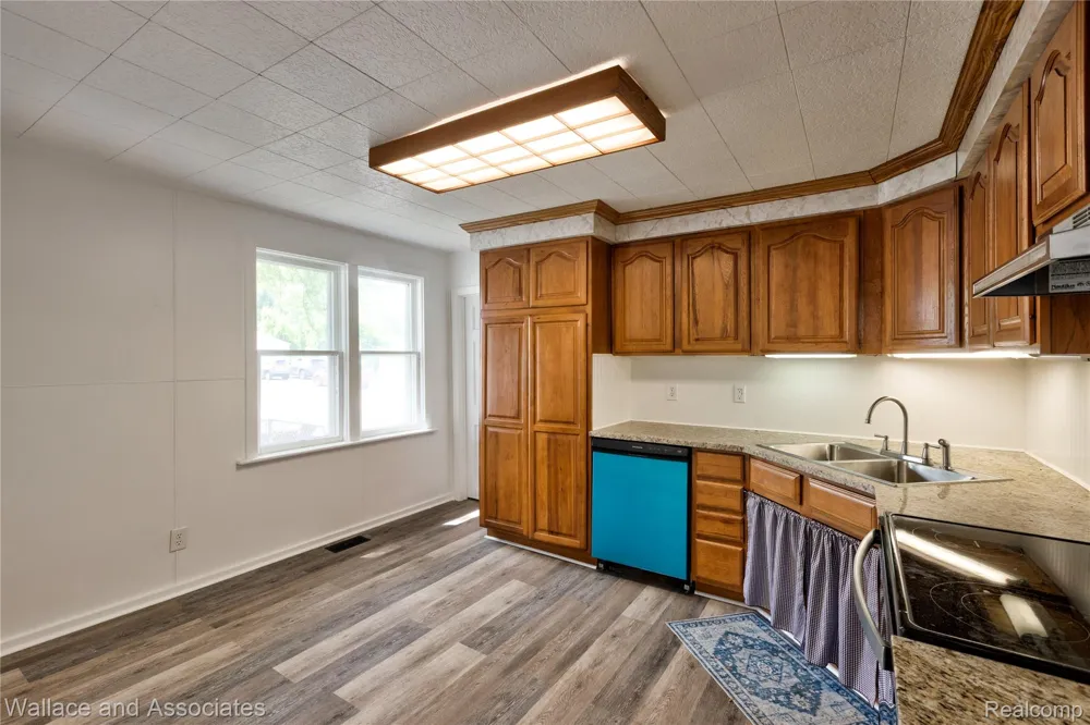 1429 Division Street Port Huron City, MI 48060