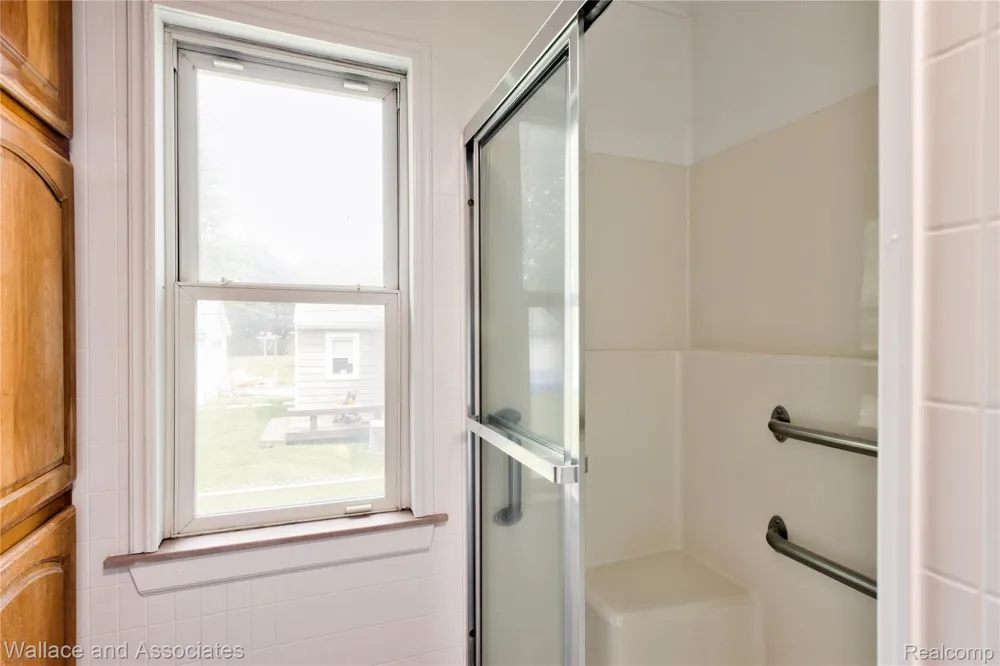 1429 Division Street Port Huron City, MI 48060