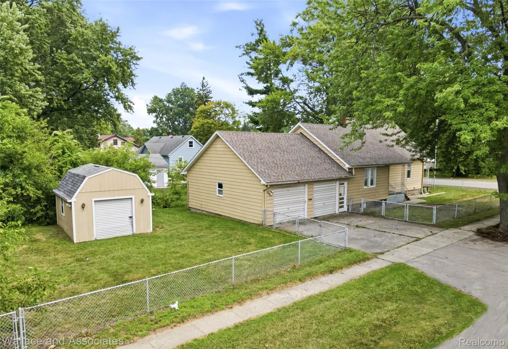 1429 Division Street Port Huron City, MI 48060