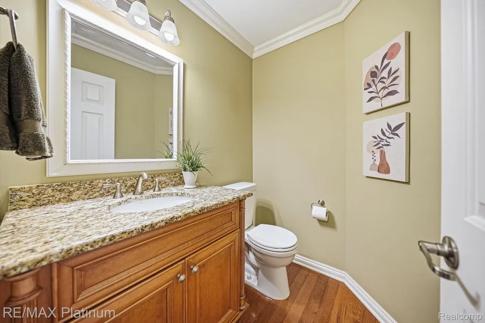 5458 Lake Ridge Drive Genoa Township, MI 48116