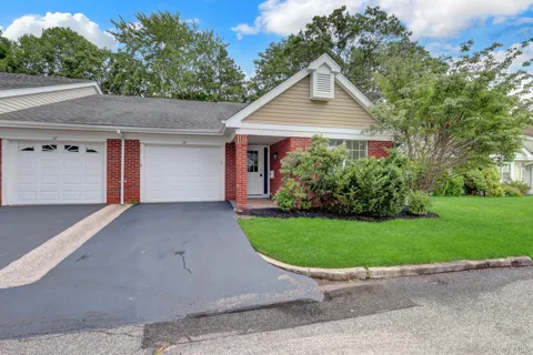 29 Glen Drive