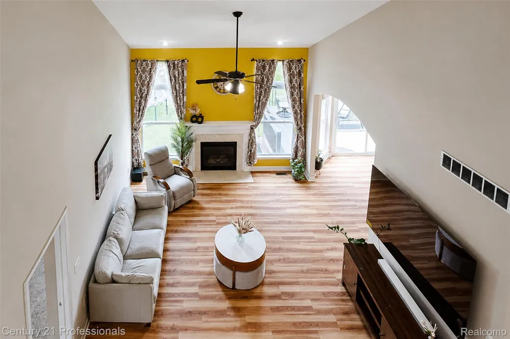 27089 Maxwell Court Novi City, MI 48374