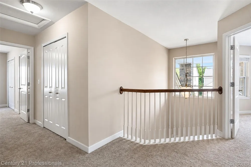 27089 Maxwell Court Novi City, MI 48374