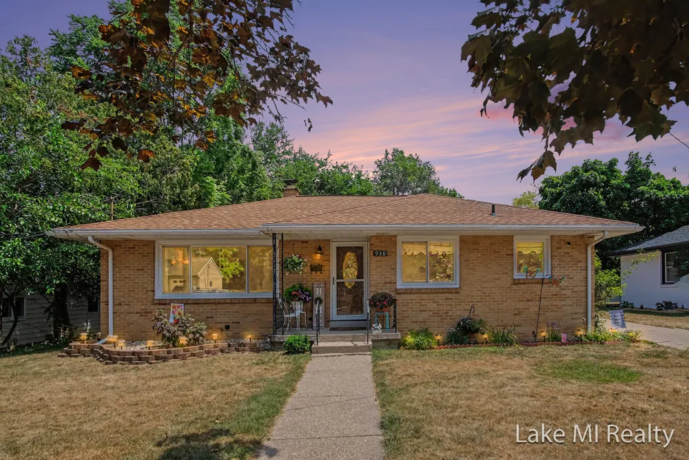 938 Calvary Avenue NW Grand Rapids City, MI 49504