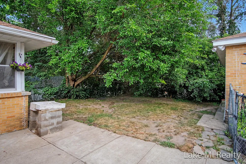 938 Calvary Avenue NW Grand Rapids City, MI 49504