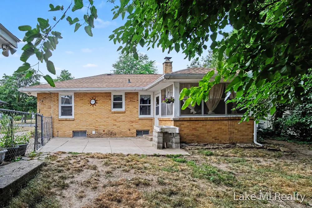 938 Calvary Avenue NW Grand Rapids City, MI 49504