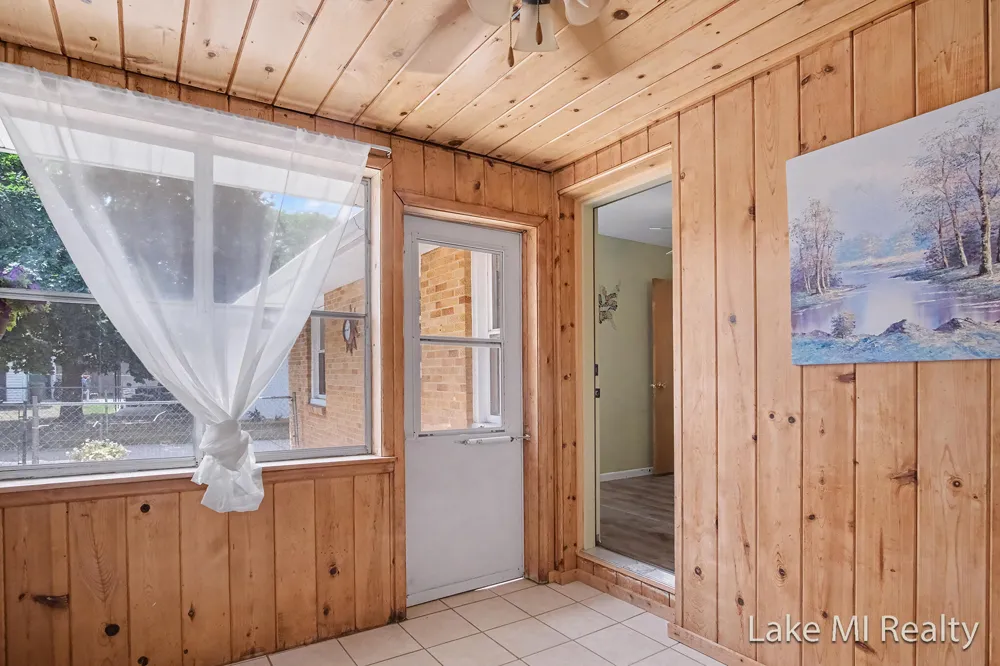 938 Calvary Avenue NW Grand Rapids City, MI 49504