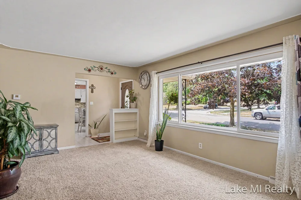 938 Calvary Avenue NW Grand Rapids City, MI 49504