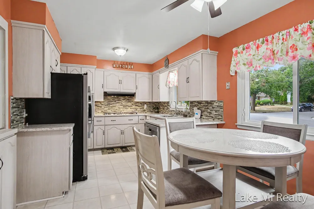 938 Calvary Avenue NW Grand Rapids City, MI 49504