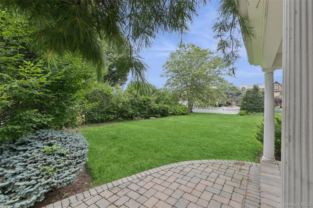 23 Westminster Road West Hempstead, NY 11552