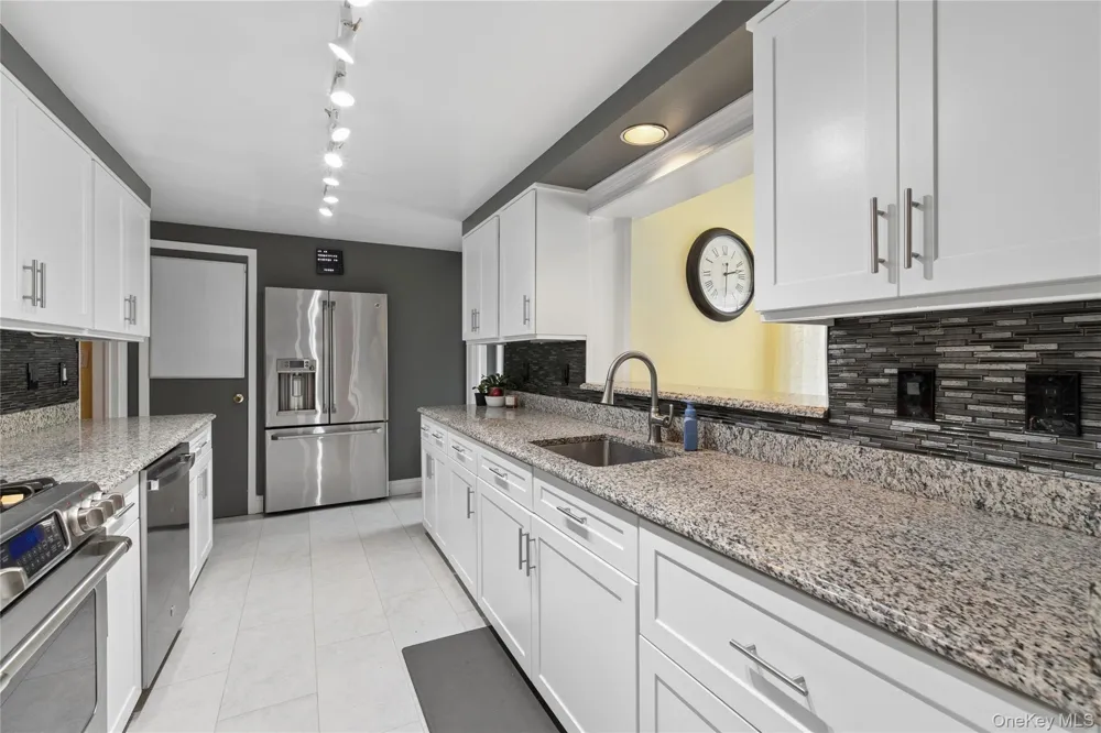 23 Westminster Road West Hempstead, NY 11552