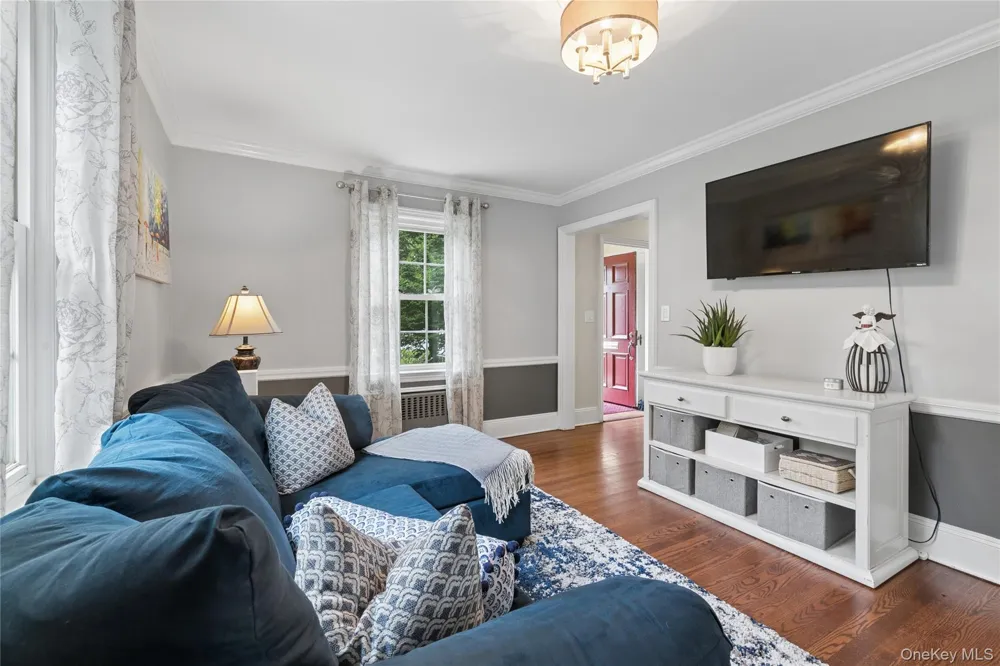 23 Westminster Road West Hempstead, NY 11552
