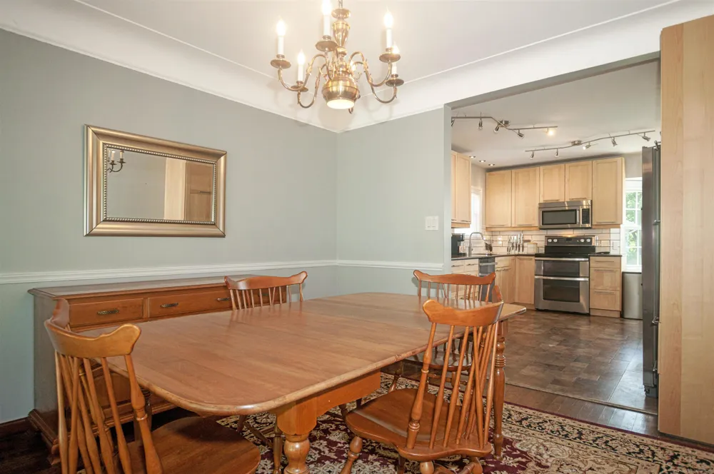 1723 Hawthorne Road Grosse Pointe Woods City, MI 48236