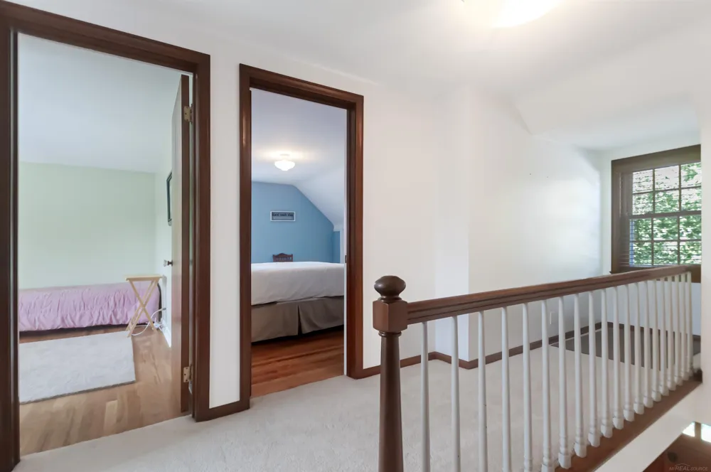 1723 Hawthorne Road Grosse Pointe Woods City, MI 48236