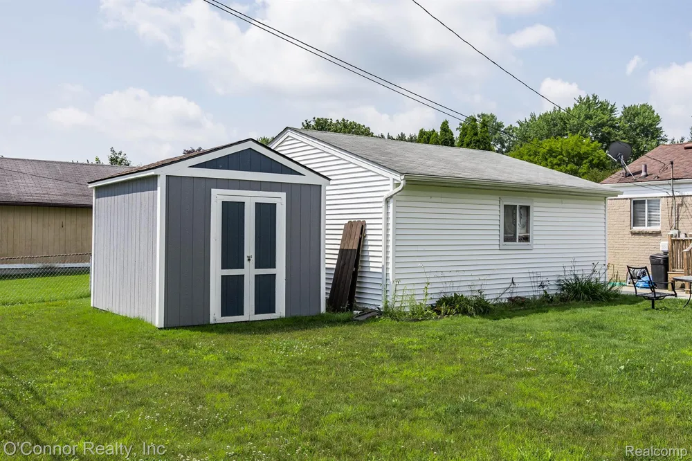 655 Georgia Avenue Marysville City, MI 48040